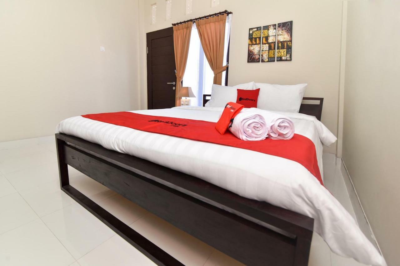 Reddoorz Near Jalan Imam Bonjol Denpasar 5*